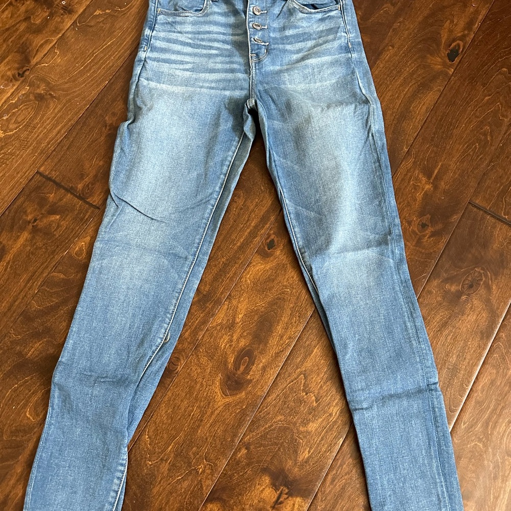 American Eagle Outfitters High Rise Light Blue Jeans